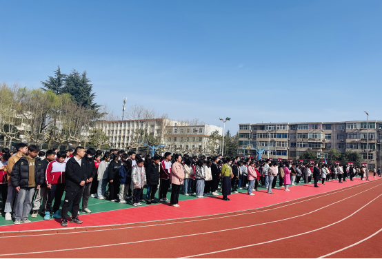 陕西省第二商贸学校举行安全教育大会